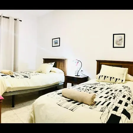 Neptuno With Private Pool, Sea View, Sat-tv & Free Wifi