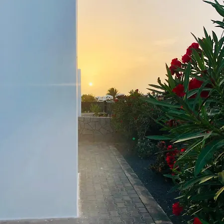 Neptuno With Private Pool, Sea View, Smart-tv Free Wifi Villa Playa Blanca (Lanzarote)