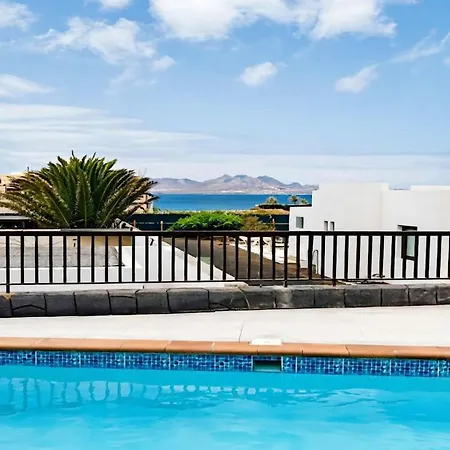 Neptuno With Private Pool, Sea View, Smart-tv Free Wifi Villa