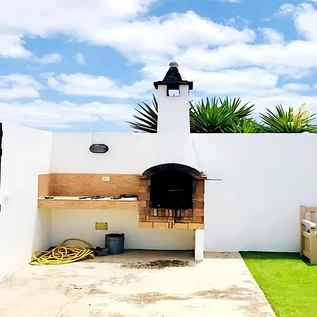 Neptuno With Private Pool, Sea View, Smart-tv Free Wifi Villa Playa Blanca (Lanzarote)