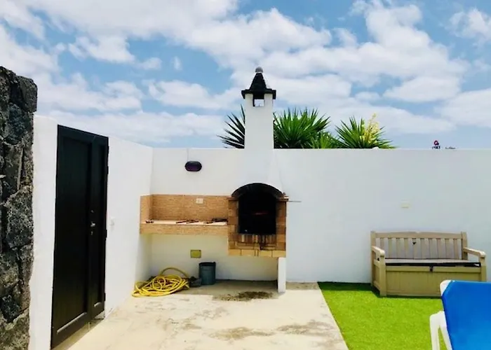 Neptuno With Private Pool, Sea View, Smart-tv Free Wifi Vila *